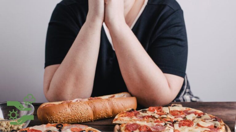 علائم پرخوری عصبی چیست و چگونه درمان می‌شود؟